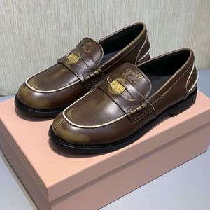 Dongguan High End Good Good Edition Edition oryginalna skóra używana złota monety lefu modne buty Mary Jane