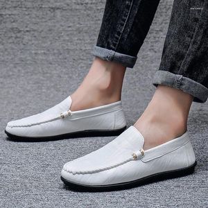 Casual Shoes Men's White Loafers Cleat Metal Trim Driving Moccasin Soft Comfortable Men Flats Zapatos Hombre