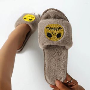 Pantofole Furry Lucyever 2024 420 Halloween Donna Decorazione di cristallo Tacco piatto Peluche Donna Antiscivolo Morbido Casa Presentazioni aziende produttrici giochi Femminile 271