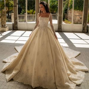 Prächtiges Ballkleid-Hochzeitskleid mit Perlenstickerei, Spitze, quadratischem Kragen, langen Ärmeln, Perlenstickerei und Applikationen, Prinzessin-Brautkleider mit Kapellenschleppe