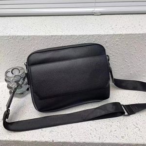 Modedesigner crossbody axelväska plånbok läder lapp mäns handväska märke handväska plånbok mobiltelefon väska a02
