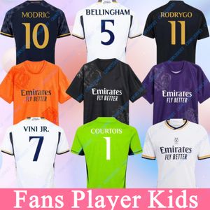 23/24 Bellingham Vini Jr Soccer Jerseys Mbappe Tchouameni 2023 2024フットボールシャツレアルマドリーズカマビンガロドリゴモドリックカミゼタスメンキッズキットユニフォームファンプレーヤー