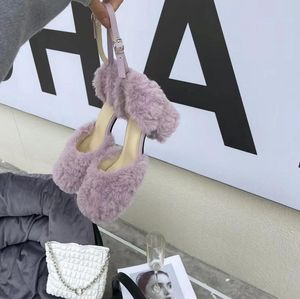 Peluş yüksek topuklu sonbahar yeni moda tek ayakkabısı moda kadınlar kalın topuk tüylü ayakkabılar saf renk yüksek topuklu ayakkabılar gladyatör