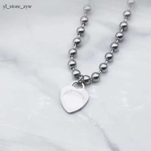 Tiffancy Necklace Luxury Designer Pendant 15mm Heart Necklaces Women Stainless Steel Hollow Bead Chain Jewelry on the Neck Valentine Day 1309