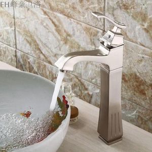 Banyo lavabo muslukları vidric kare pirinç yağ Bubaklı bronz tek saplı havza musluk soğuk mikser musluk banyo lavabosu oymalı