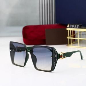 Luxuriöse Designer-Sonnenbrille für Damen, Strand-Sonnenbrille, grün, großer Rahmen, polarisierte Sonnenbrille, Outdoor-UV-Schutz, mit Geschenkbox