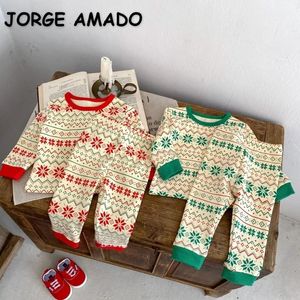 Spring Autumn Baby Boy Girl Pajamas Red Green Snowflake Print TopElastic Waist Pants born Home Wear Nightgown E66108 240325