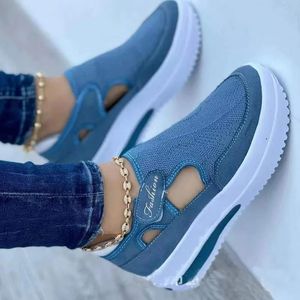 Women Fashion Vulcanized Sneakers Platform Solid Color Flats Ladies Shoes Casual Breathable Wedges Walking 240326
