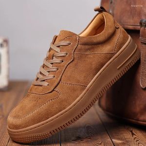 Casual Shoes Mens Leisure Cow Suede Leather Läder Lace-up Flat Shoe Brown Grey Tooling Work Sneakers Summer Breattable Platform Footwear Man