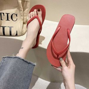 Slippers Slippers Couple Beac Sandals Summer Flip Womens Cute Candy Color Indoor Flat Soes Mens Beach Non slip Soft Sole H240326JIEJ