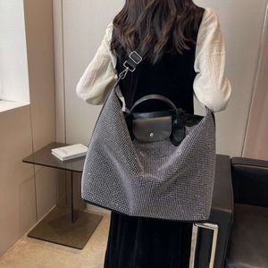 Shoulder Bag Designer Sells Hot Brand Women's Bags at 50% Discount Large Capacity Dumpling New Nylon Shoulder Oxford Cloth Handbag Commuting Tote