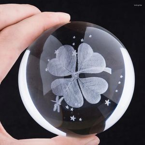 Decorative Figurines 6/8 CM 3D Laser Engraved Four Leaf Clover Crystal Ball Miniature Glass Globe Craft Home Decor Lucky Ornament Gift