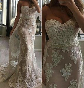 Fashion Mermaid Wedding Dresses Sweetheart Beaded Crystals Lace Applique Court Train Wedding Bridal Gowns With Detachable Train3247536