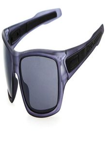 2020 Цельная поставкаНовые цвета для мужчин039s Женские солнцезащитные очки Turbine039s произвольно выбирают цвет с коробкой на молнии Fast7891527