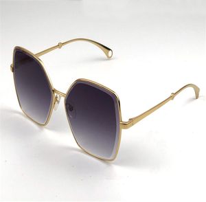 Yeni Moda Tasarımı Güneş Gözlüğü 4262 Kare Metal Çerçeve Hafif ve Gözlük Giymesi Konforlu Basit ve Popüler Stil Outdoor9489250