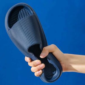 Slippers Slippers Summer Bathroom Slipper Anti slip Eva Sower Slides Womens Solid Swimming Pool Flip Floor Indoor Ome 2023 Soes H240326BWAG