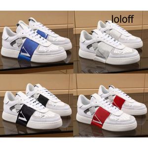 2J02 Nowe buty designerskie Sneakers Mężczyźni Kobiety Para Sneaker Punk Low Valentino Top Chaussures Druku