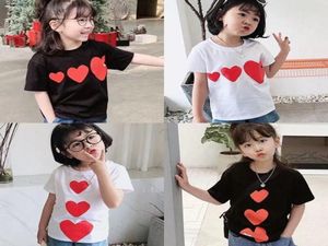 Barn polos designer barn kläder pullover tees casual pojke flicka kläder röda hjärtögon 100 bomullskjorta familj matchande storlek 4832439
