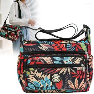 Bolsas de ombro moda versão coreana all-match bordado flor de um ombro lona pano de náilon grande capacidade mensageiro bolsa feminina