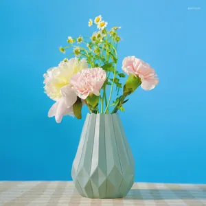 Vases 4.72-inch Resin Small Vase Nordic Air-dried Flower With Geometric Shapes Decorative For Kitchens Bedrooms Offices