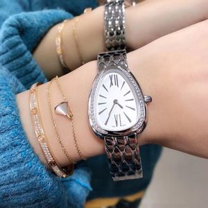 2024 New watch Classic Elegant Designer Watch Ladies Automatic Fashion Simple Watch Stainless Steel Ladies Gold Silver Cute Watch with watch case in two sizes