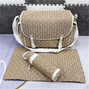 Neue Baby-Designer-3-in-1-Wickeltasche, Babytasche, Umstandswindel, luxuriöse Designer-Handtasche, Windelleder, bedruckter Buchstabe, braun karierter Windelhaufen A2