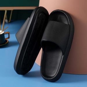 Tofflor skor sandaler designer glider tränare skjutreglage skjutreglage