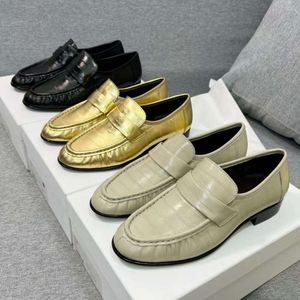 Rare and Out of Stock High-end 2024 Spring/summer New Fashionable Pleated Eel Skin Pattern Commuting Single Shoe Casual