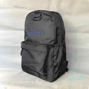 Nylondesigner ryggsäckväska modemärke broderade ryggsäckar svart rygg förpackning stor kapacitet resväska