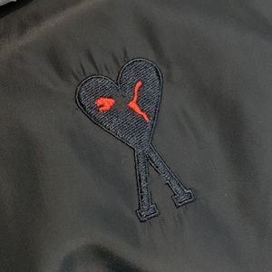 Popularny designerski płaszcz kurtki moda jesień i zimowy wiatroodporny wodoodporny odblaskowy litera drukowana męska sport