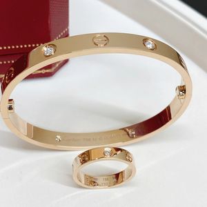 Projektant bransoletki 18K Złota para Wysokiej jakości Boguń mężczyzn Kobiety Dar urodzin