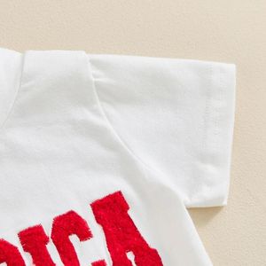 衣料品セット7月4日ベイビーボーイ衣装の手紙刺繍半袖Tシャツトップとショートパンツセット幼児の愛国心