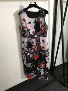 3024 2024 Runway-Kleider Frühling Sommer Marke gleichen Stil Kleid Flora Print ärmellose schwarze Empire Fashion Damen Kleidung 20241325