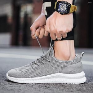 Casual Schuhe 2024 Für Männer Hohe Qualität Männlichen Turnschuhe Atmungs Mode Gym Licht Walking Plus Größe Schuhe Zapatillas Hombre