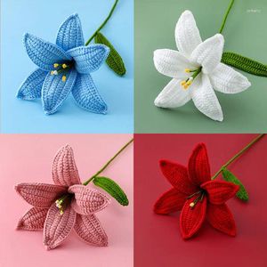 Decorative Flowers 1PC Hand-knitted Artificial Lily Bouquet Crochet Woven Wedding Party Flower Gifts Home Table Decoration
