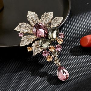 Brooches Luxury Women Men Fashion Exaggerated Crystal Bodhi Leaves Badges Pins Elegant HIgh-end Flower Pendant Rhinestone Brooch Jewelry
