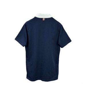 Marineblaues POLO-Kurzarm-T-Shirt mit Reverseinsatz vorne und Knopf, trendig