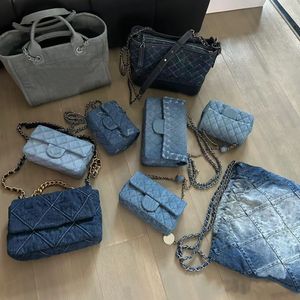 デニムフラップバッグコレクション高級デザイナーバッグファッション刺繍クロスボディバッグ女性用チェーンバッグ