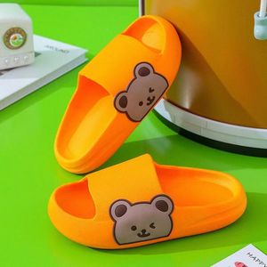 Dzieci Kapcie Baby Boe Boys Designer Designer Kid Slides Toddlers Niemowlęta Dziecięce Buty Buty Kości Sandały z żywicy kości 58HJ#