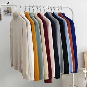 Mężczyzna SWEATER MĘŻCZYZNA Zimowe pullover żółw szyi męski skoczek biały męski dzianina Pull Homme Turtleck Men Sweat