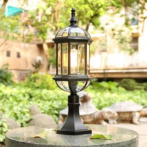 Lampada da parete Retro Outdoor Glass Pilastro impermeabile Villa europea Cortile che racchiude luci Percorso del giardino Apparecchio di illuminazione paesaggistica