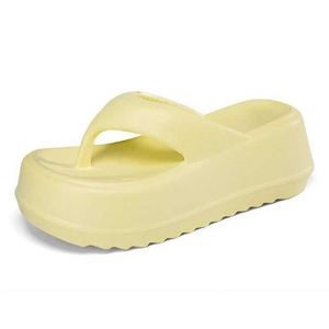 Slippers Slippers Summer Beac Soes for Women New Soft Sole EVA Plaorn Womens Flip Flops Outdoor Increased Non-slip Female Casual H240326QG30
