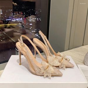 Scarpe eleganti 2024 Matrimonio da sposa sottile e appuntito Scintille con fiocco in strass Testa di panino dopo colla di vetro vuota Sandali con tacco alto