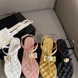 Designer Luxury Sandals Camellia Water Diamond Summer Fashion Classic Slippers Mule Channel Slide Soft Leather Office Sandals Gladiator Women Sliding Dance Shoes