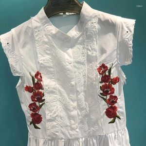 中空の花の刺繍コットンレディース春の春の夏の最高品質ハイウエストノースリーブレディースアウトカジュアルドレス