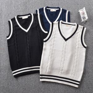 British Korean School Girl Sleeveless Sweater Vest Uniforms Vneck Japanese Boys and Girls Students Knitted 240325