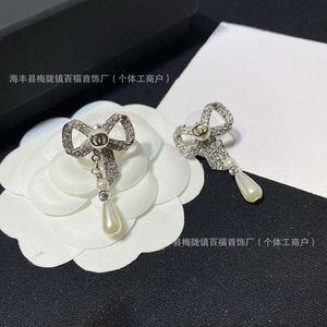 Роскошные серьги Channelism Wind Bow Drop Pearl Earrings Универсальные модные серьги