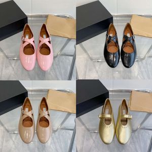 Designerskor Cross Ballet Flats Dress Shoes Gummi Sole Round Head Rhinestone Rivet Buckle Mary äkta Leather Jane Shoes Office Shoes 546