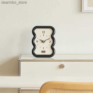 Relógio de mesa para sala de estar, relógio de mesa ondulado, ornamento, sala de estudo, armário de tv, estilo creme simples, analógico silencioso, ornament24327