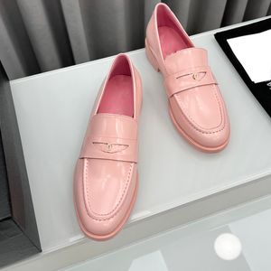 Luxury Pink Womens Designer Dress Shoes Round Toes Cowhide Platform Shoes Flat Black Patent Leather Platform Loafers Business Shoes Slip On Shoes